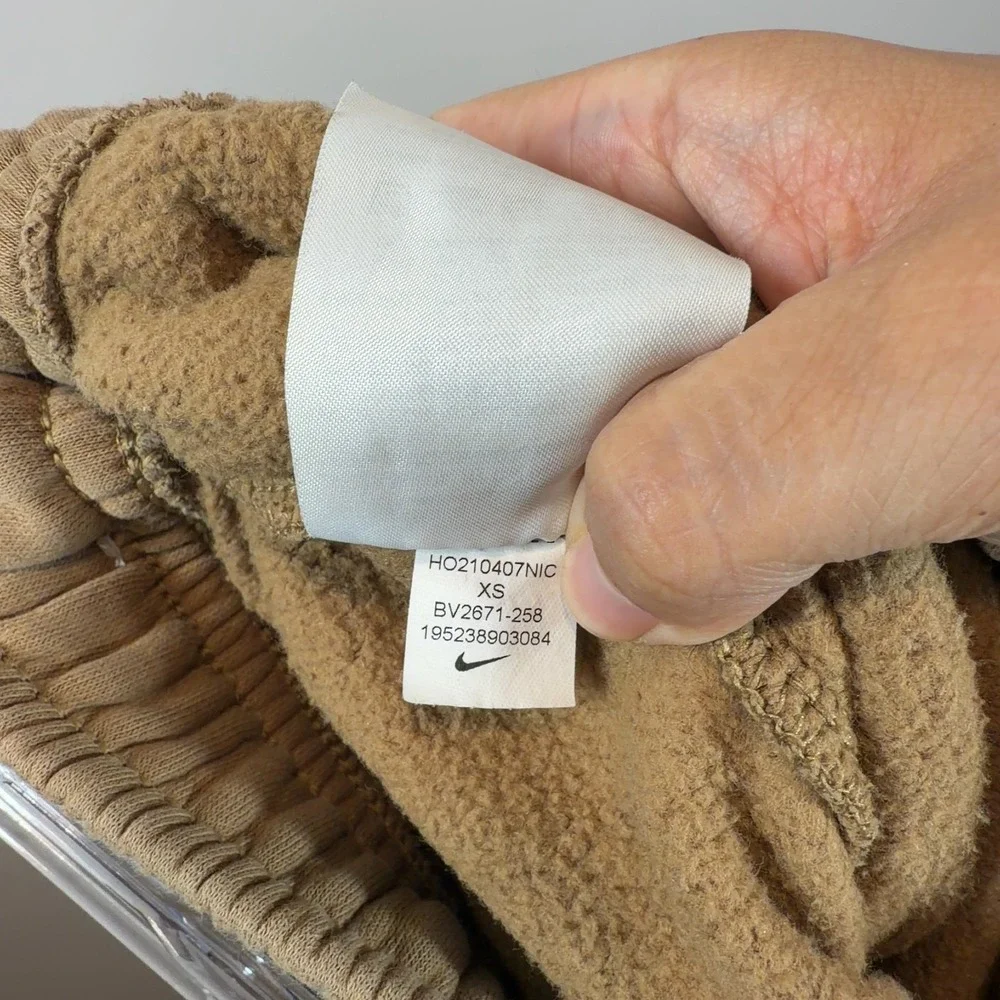 Nike Club Fleece Joggers Tan Brown Sweatpants Men's Size‎ XS BV2671-258 Pull On